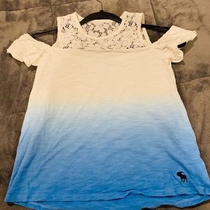 an hombre blue ambercrombie top